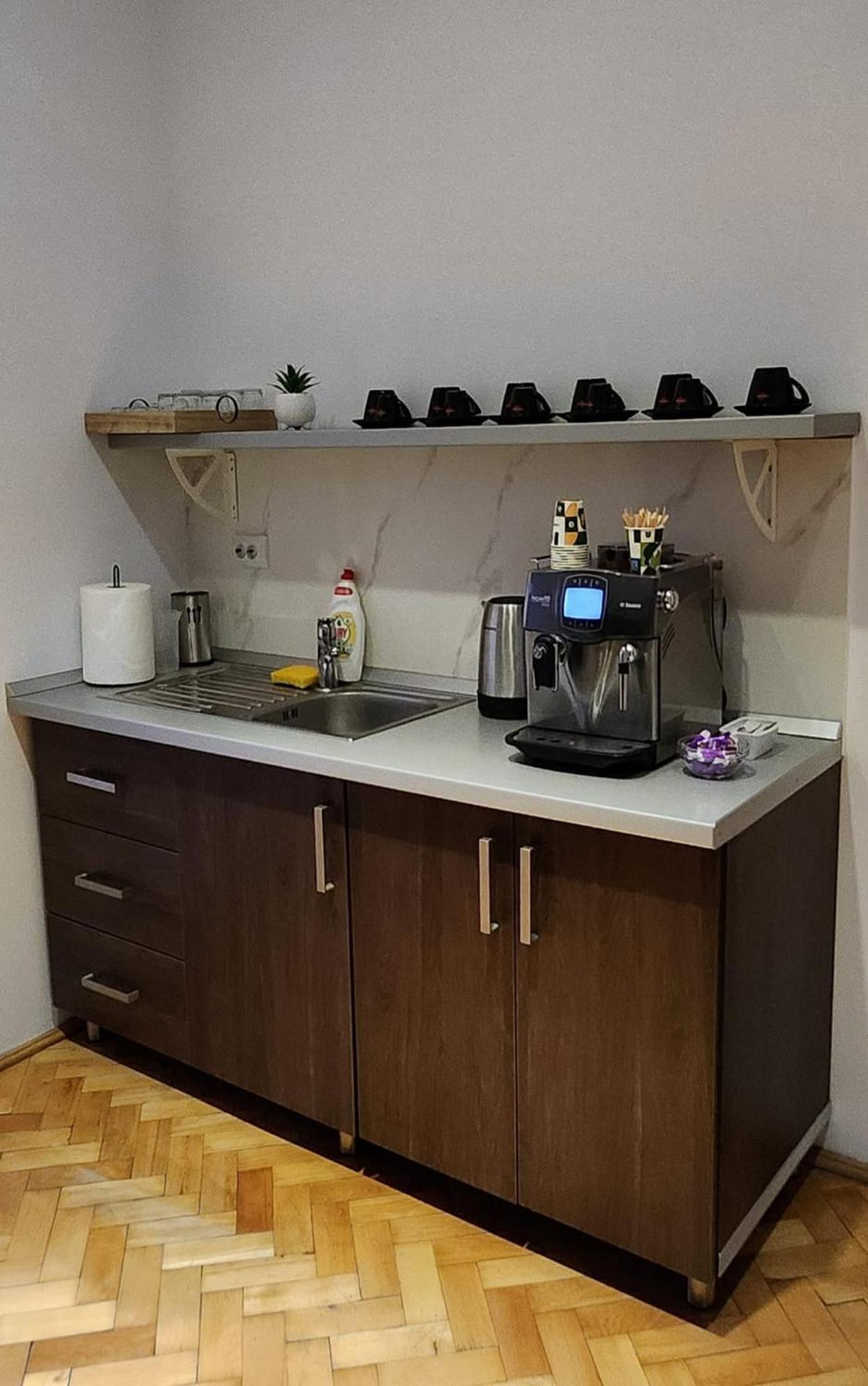 4Rooms Central Сибиу Экстерьер фото